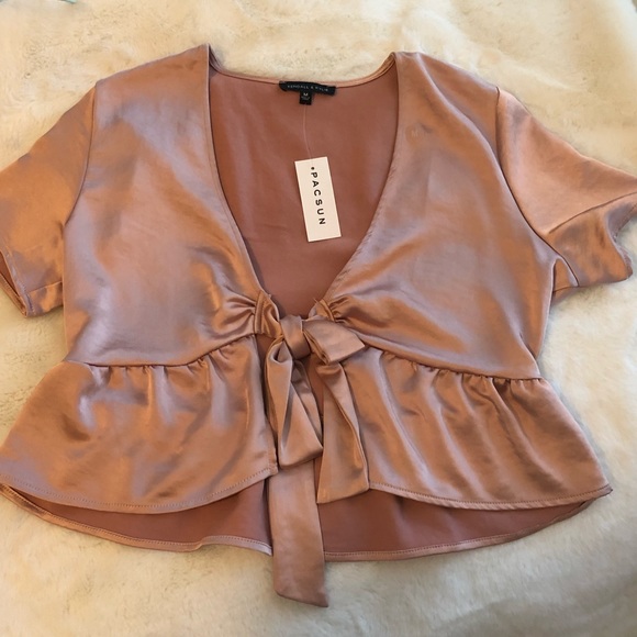 Kendall & Kylie Tops - PacSun Kendall & Kylie top